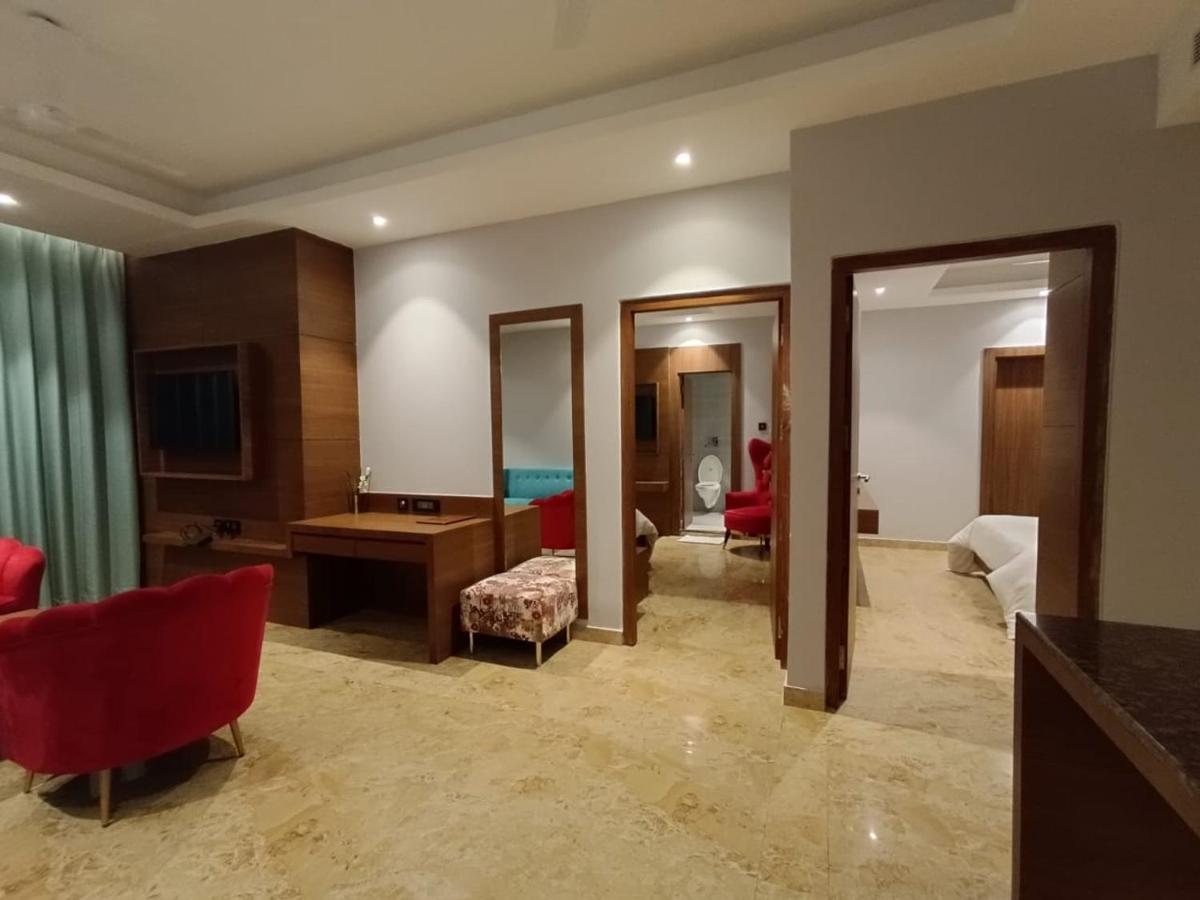 Raj Meridian Dibrugarh Kültér fotó